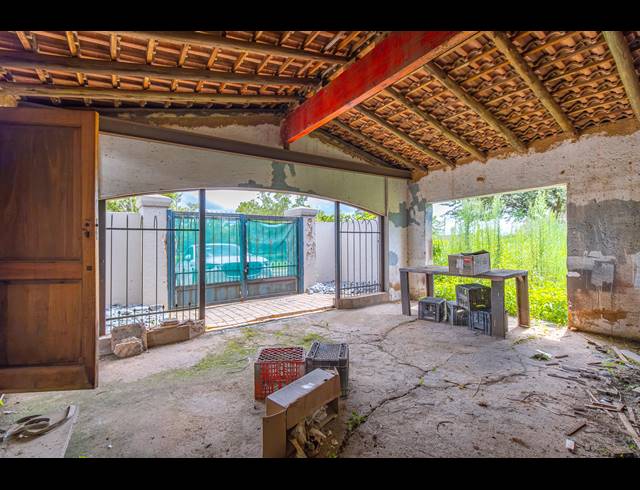2 BEDROOM HOUSE FOR SALE IN MONTANA